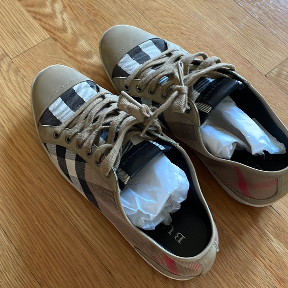 Burberry Athletic Shoes